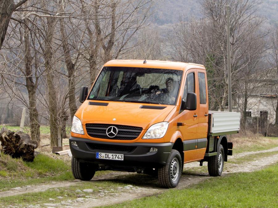  Mercedes-Benz Sprinter Double Cab Dropside 4x4 2009 года  (фото 6 из 11)